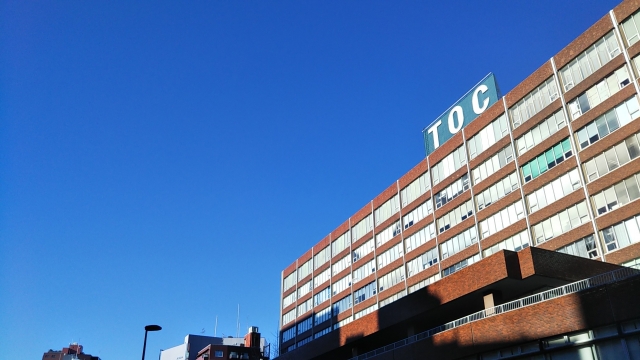 TOCビルの画像