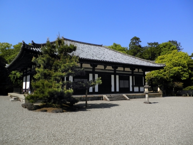 秋篠寺の画像