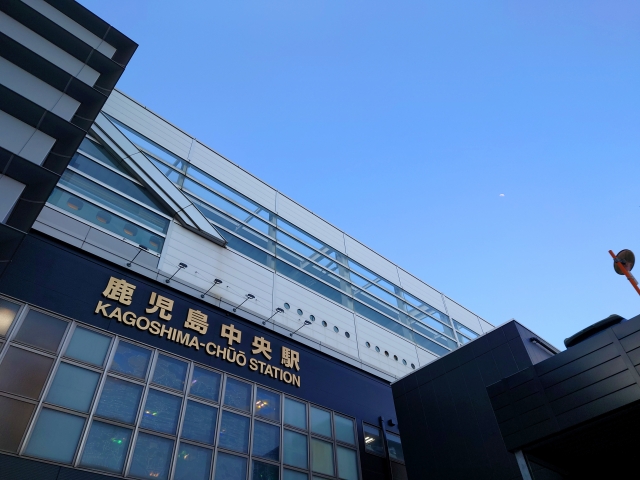 【鹿児島中央駅周辺のおすすめ駐車場】混雑状況や観光スポット情報