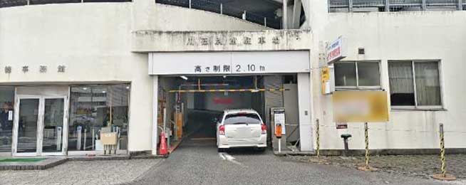 カワトク別館駐車場