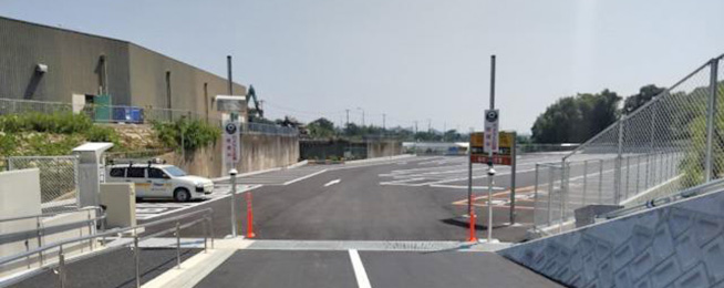 タイムズ伊川谷駅前