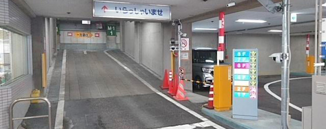 金沢駅東駐車場