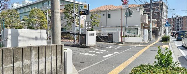 タイムズ栄区庁舎駐車場の画像