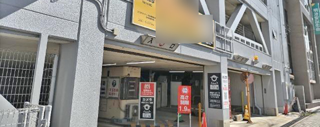 枚方市駅東立体駐車場