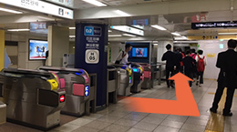 東京メトロ日比谷線「神谷町駅」改札の画像