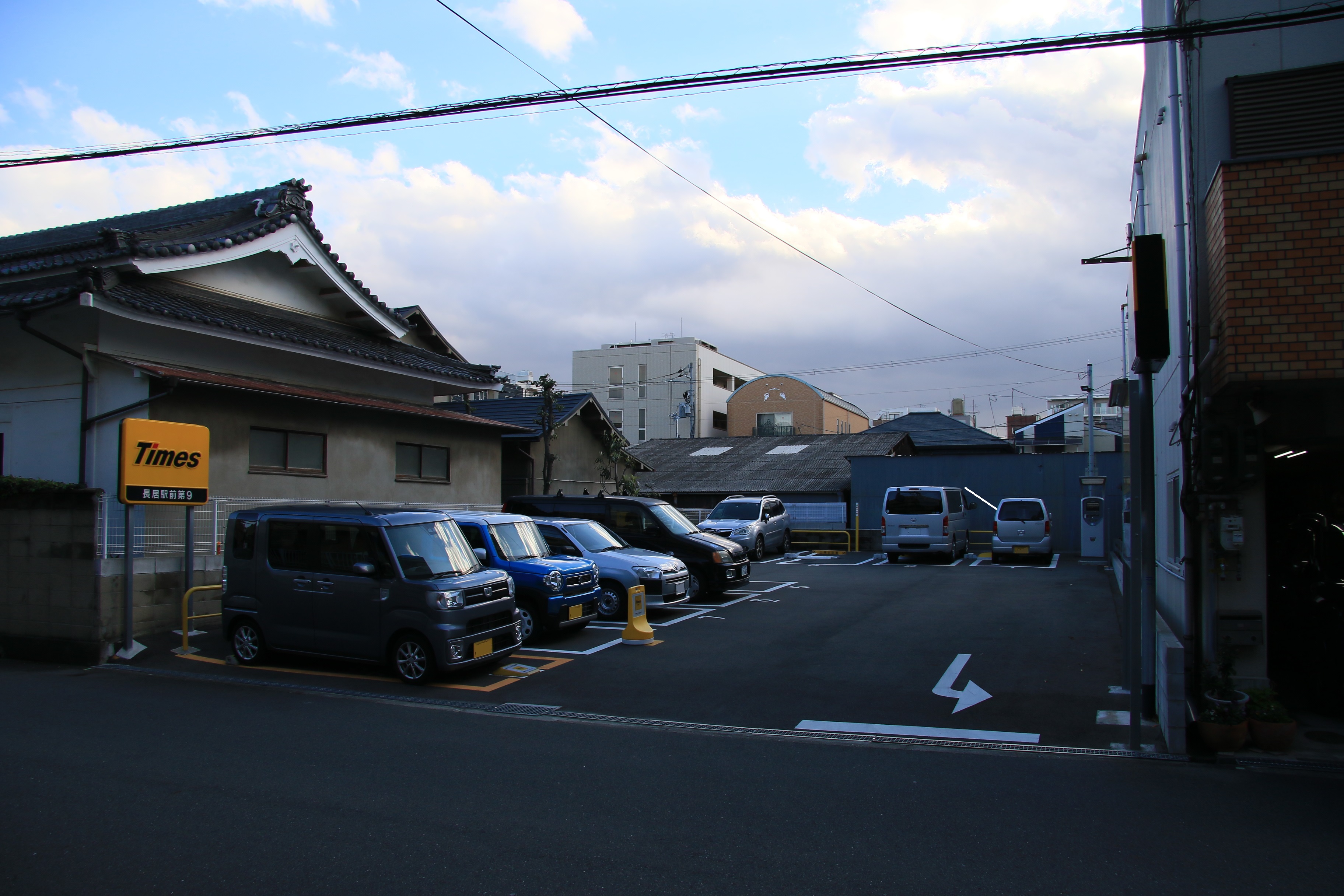 タイムズ長居駅前第9