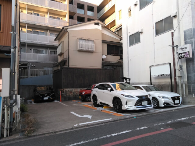 タイムズ六角新町