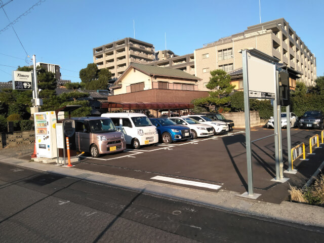 タイムズ長岡天神駅西