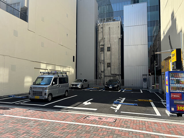 タイムズ銀座ガス灯通り第2